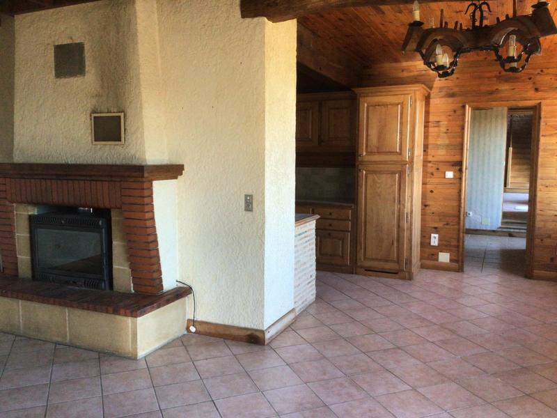 Maison - 305 m² - 12 pièces