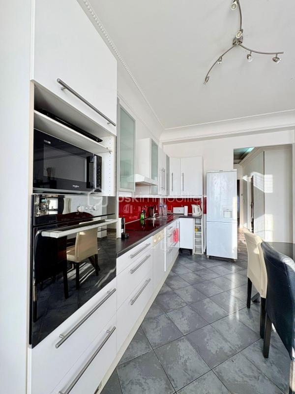 Appartement - 106 m² - 4 pièces