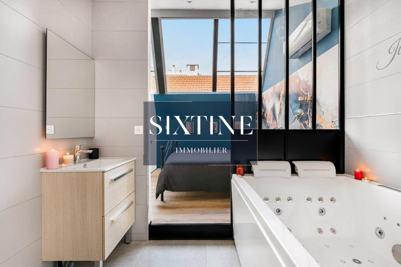 Loft - 80 m² - 4 pièces