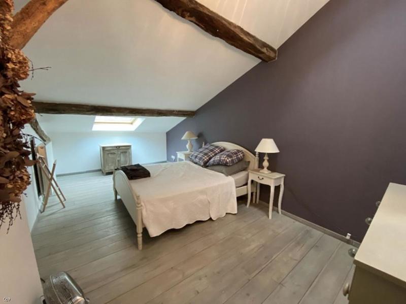 Maison - 333 m² - 10 pièces