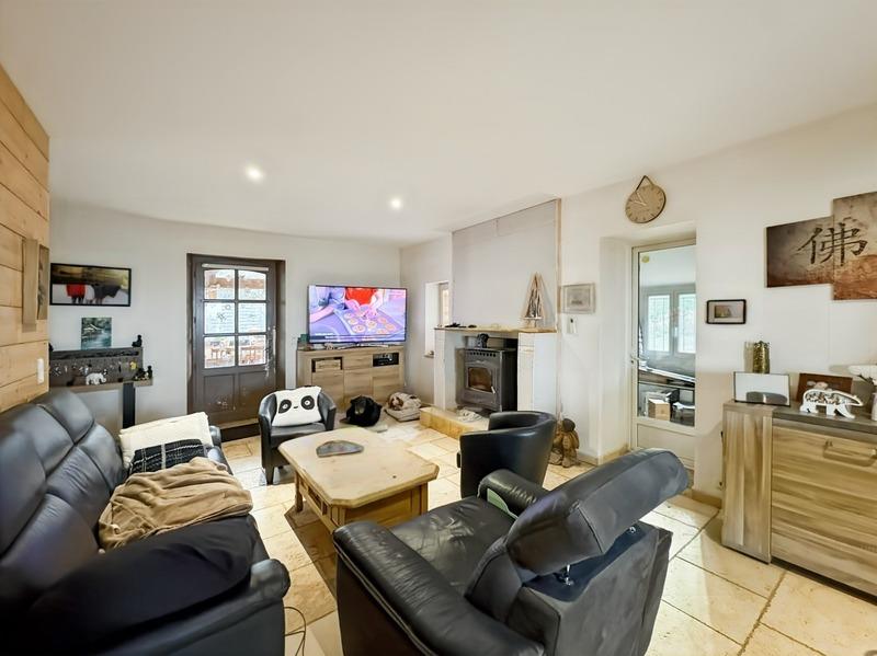 Maison - 180 m² - 6 pièces