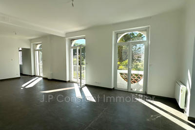 Appartement - 77 m² - 3 pièces