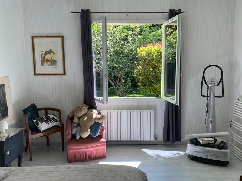 Maison - 330 m² - 9 pièces