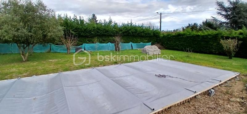 Maison - 93 m² - 4 pièces