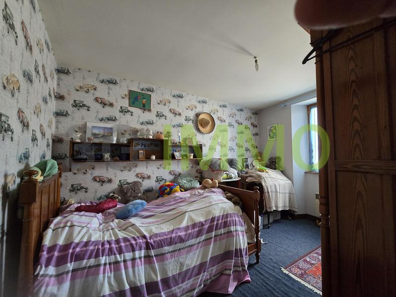 Maison - 150 m² - 8 pièces