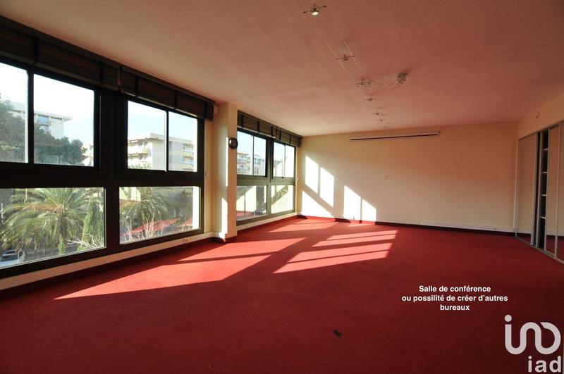 Local commercial - 115 m²