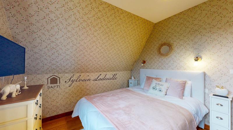 Maison - 115 m² - 6 pièces