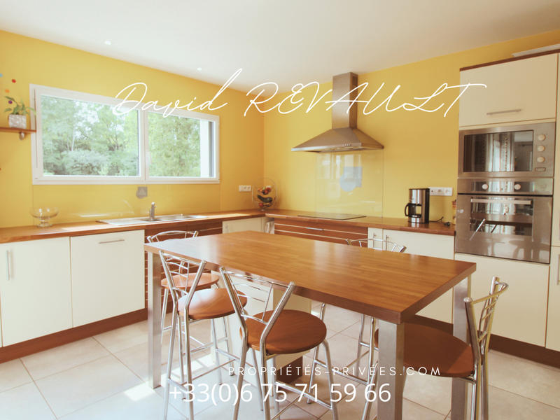 Maison - 143 m² - 6 pièces