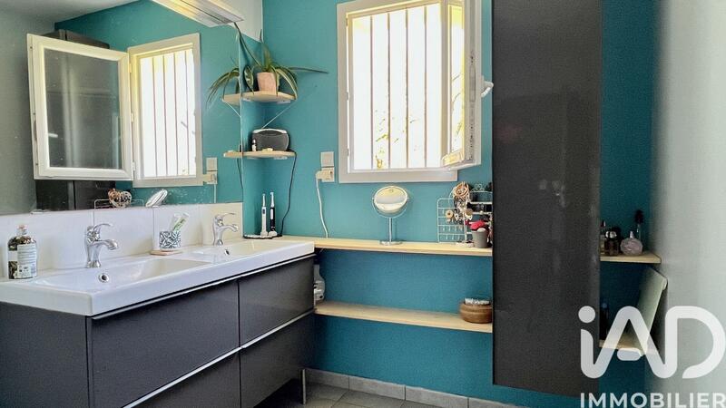 Maison - 111 m² - 4 pièces