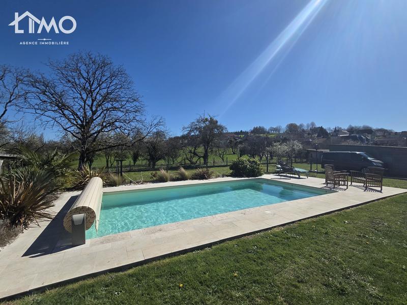 Maison - 140 m² - 7 pièces