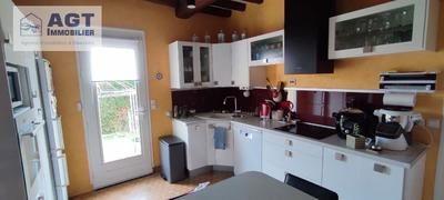 Maison - 164 m² - 8 pièces