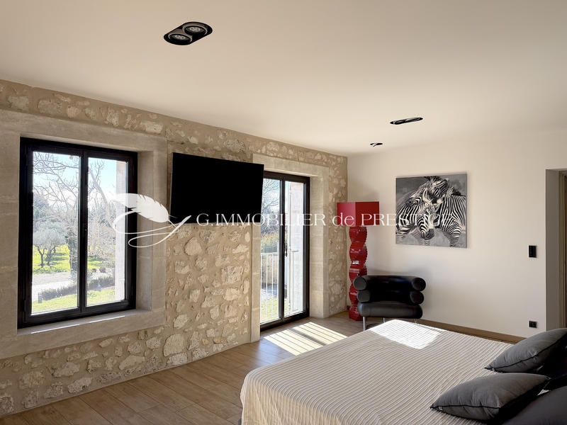 Mas - 464 m² - 10 pièces