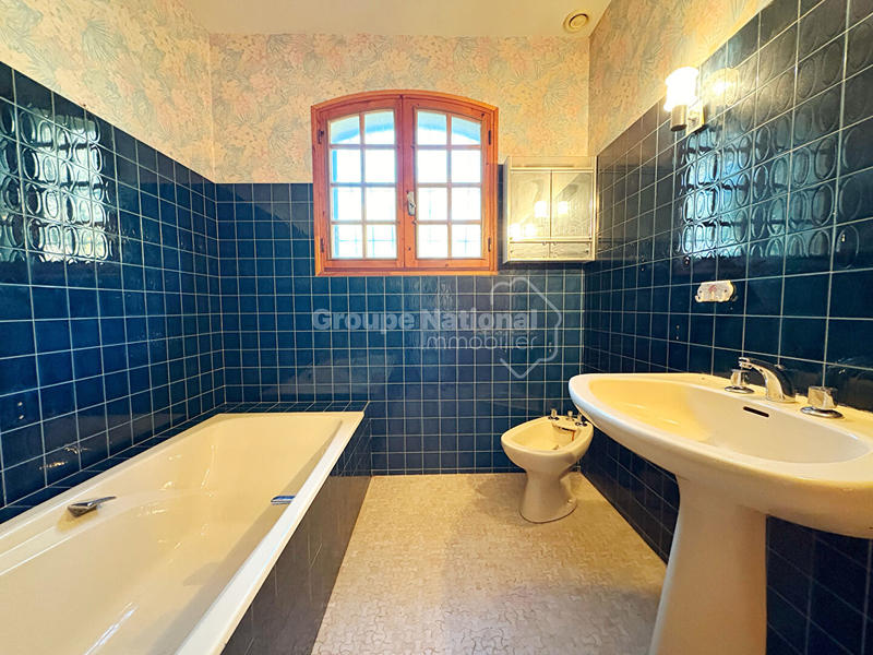 Maison - 136 m² - 4 pièces