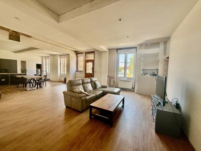 Ferme - 265 m² - 8 pièces