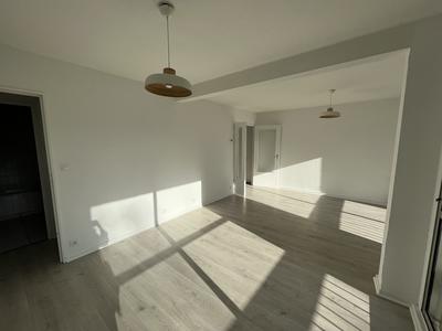 Appartement - 80 m² - 3 pièces