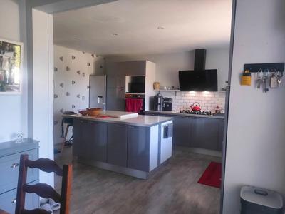 Maison - 140 m² - 4 pièces