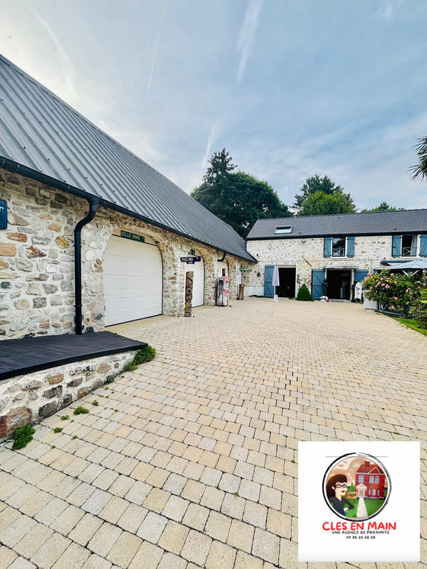 Maison - 226 m² - 10 pièces