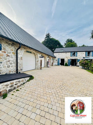 Maison - 226 m² - 10 pièces