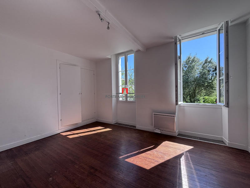 Appartement - 112 m² - 4 pièces