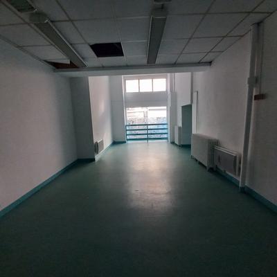 Local commercial - 451 m²