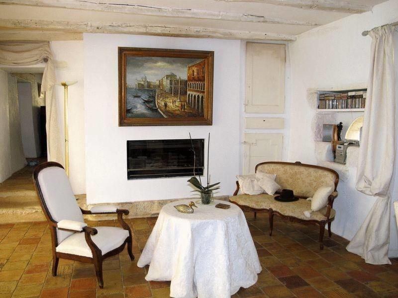 Maison - 305 m² - 10 pièces