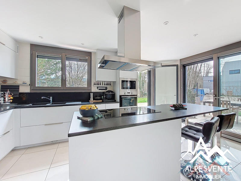 Villa - 105 m² - 4 pièces