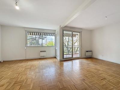 Appartement - 93 m² - 3 pièces