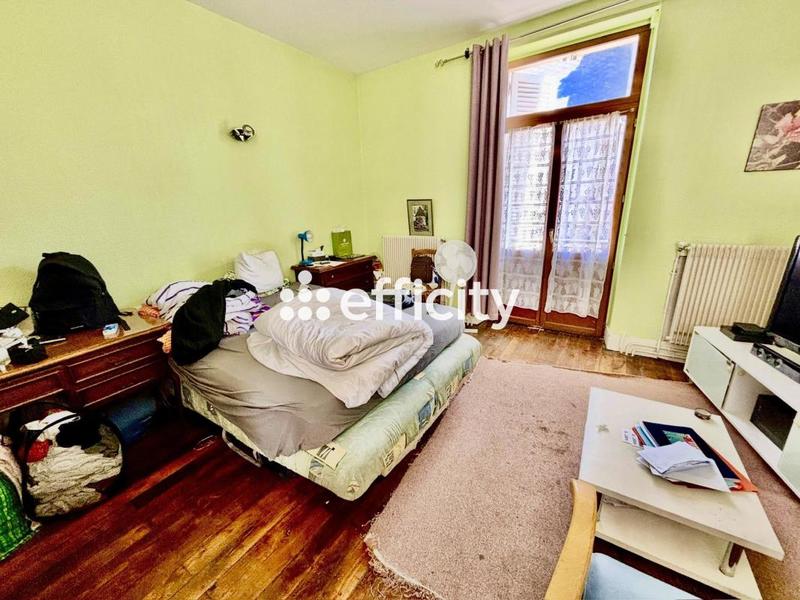 Immeuble - 118 m² - 4 pièces