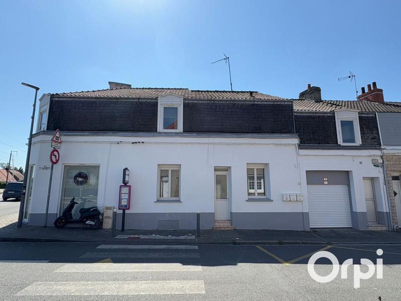 Immeuble - 105 m² - 4 pièces