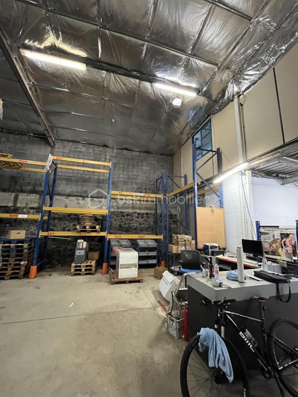 Bureau - 350 m² - 5 pièces