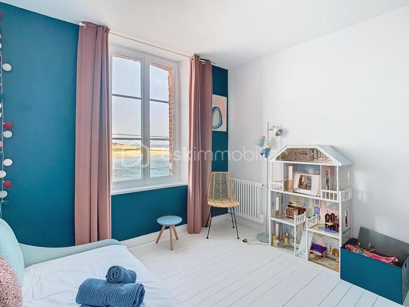 Maison - 161 m² - 8 pièces