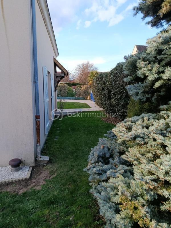 Maison - 185 m² - 8 pièces