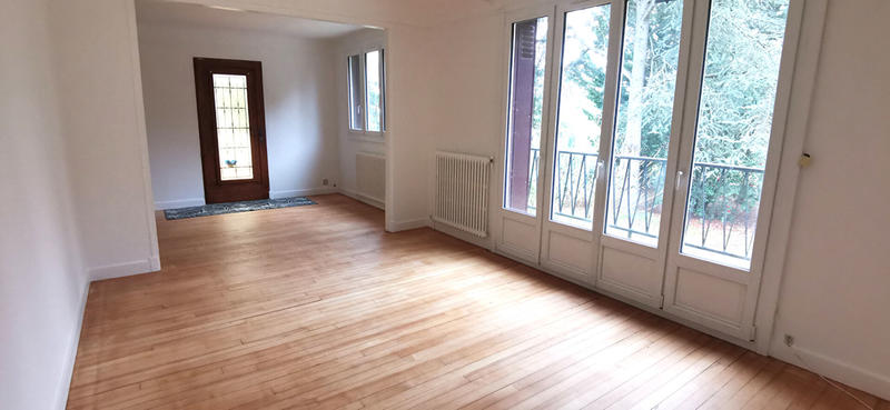 Maison - 235 m² - 7 pièces