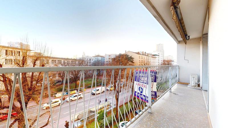 Appartement - 67 m² - 4 pièces