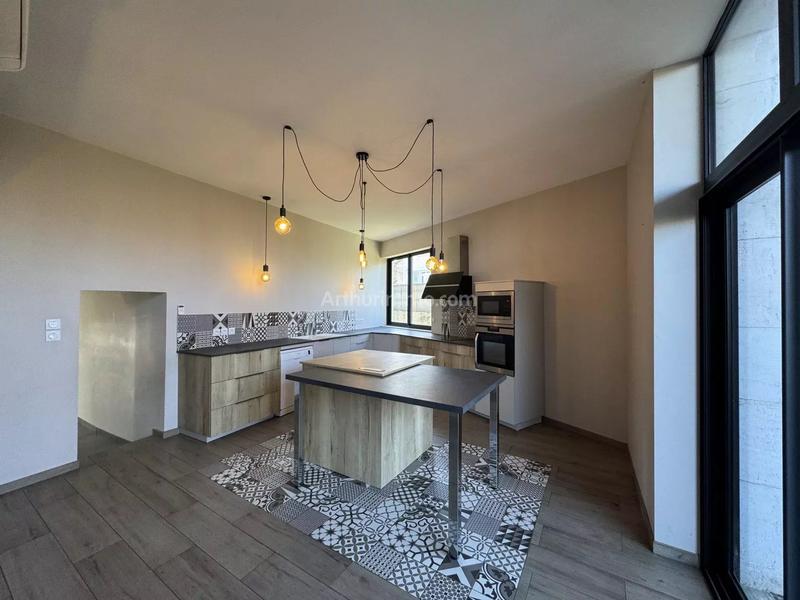 Maison - 155 m² - 5 pièces