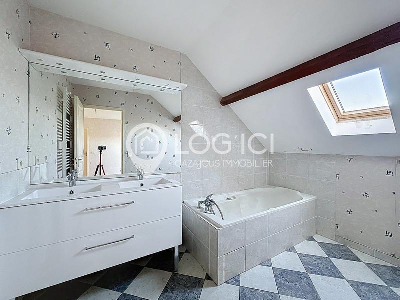 Maison - 140 m² - 6 pièces