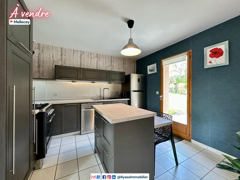 Maison - 96 m² - 4 pièces