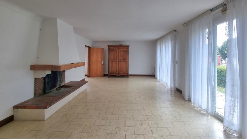 Pavillon - 150 m² - 7 pièces