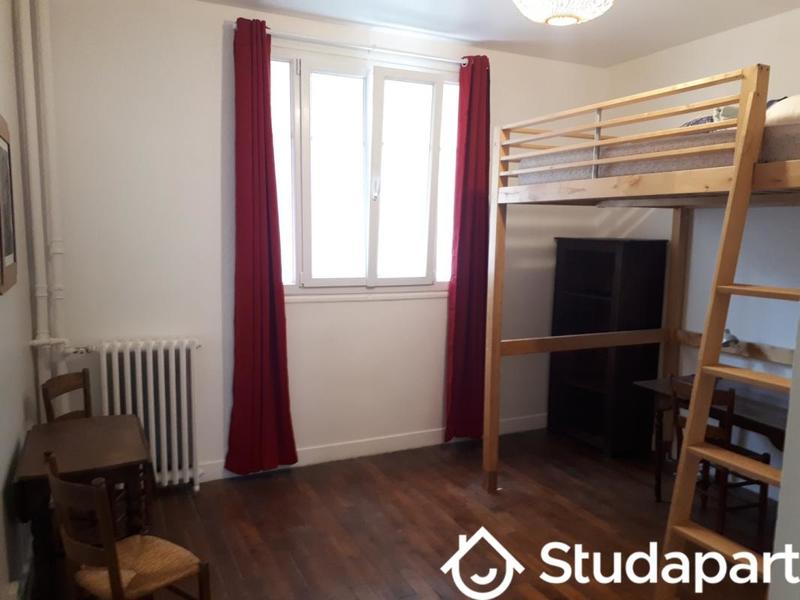 Chambre - 10 m² - 1 pièce