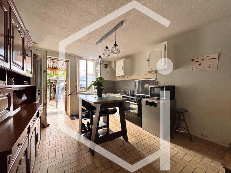 Maison - 150 m² - 6 pièces