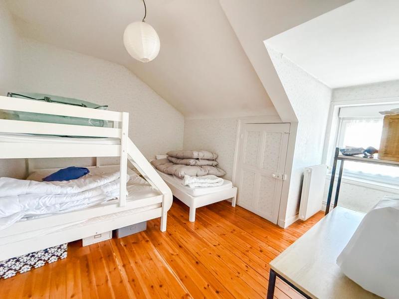 Maison - 175 m² - 8 pièces