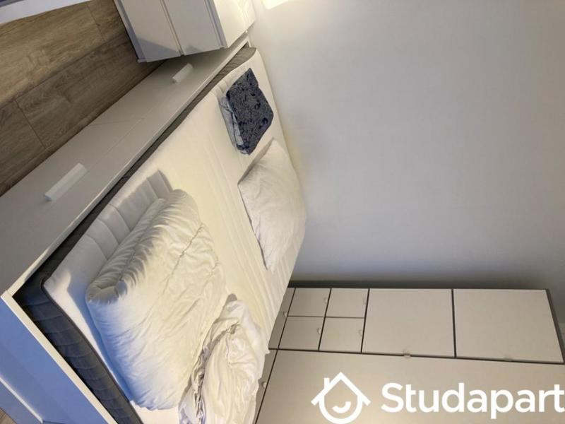 Chambre - 14 m² - 1 pièce