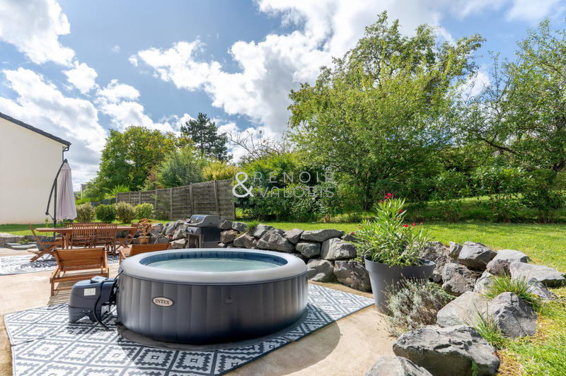 Maison - 162 m² - 7 pièces