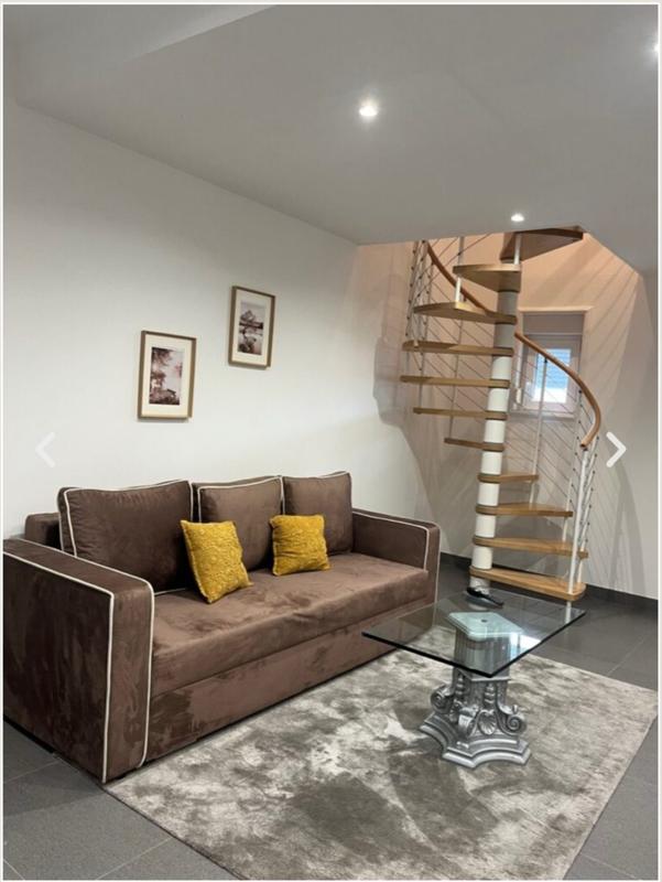 Local commercial - 1 100 m²