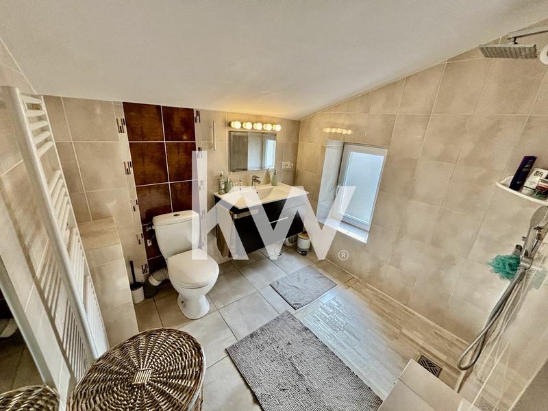 Maison - 80 m² - 3 pièces