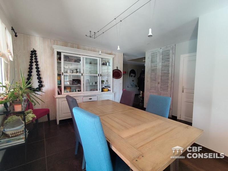 Maison d'architecte - 200 m² - 8 pièces