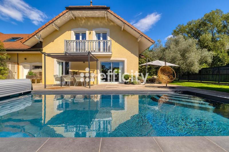 Maison - 155 m² - 5 pièces