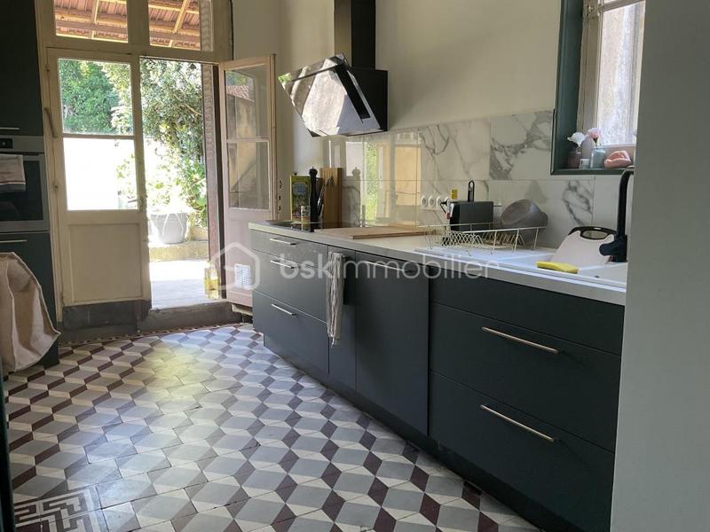 Maison de maîtres - 480 m² - 9 pièces