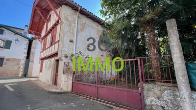 Maison - 161 m² - 8 pièces