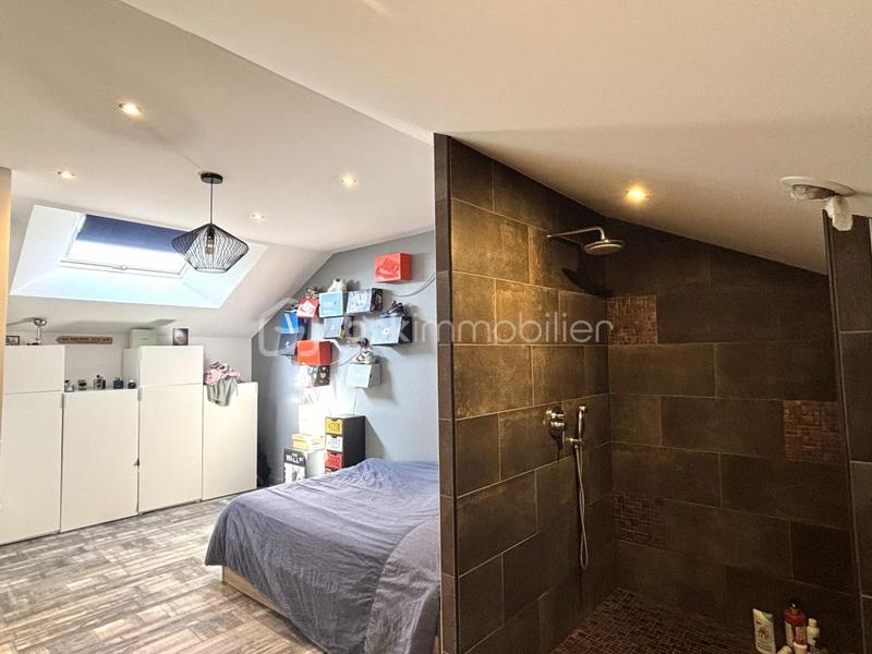 Maison - 164 m² - 7 pièces